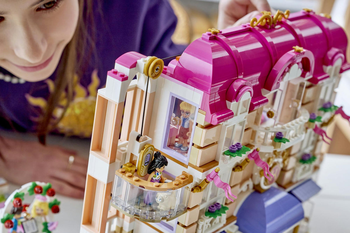 LEGO - LEGO Friends - Heartlake City Grand Hotel (42704) LEGO