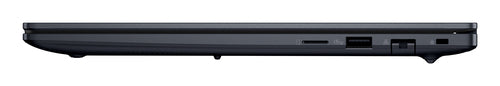 ASUS ExpertBook B5 G2 B5405CAA-NZ0409X – set fra siden (vinkel 2); tastaturlayout illustrativt