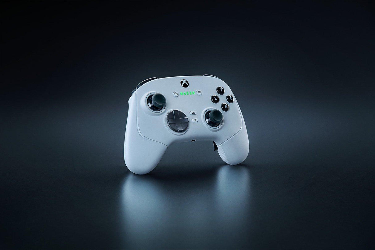 Razer - Wolverine V3 Pro – Wireless Gaming Controller for Xbox & PC Razer