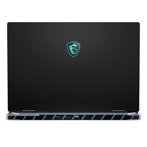 MSI Titan 18 HX A2WJ-1410FRY – lukket låg med MSI-logo