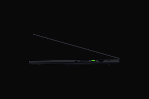Razer Blade 16 U9 386H/32GB/2TBSSD/RTX 5090 – visning 5