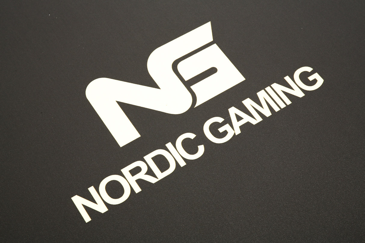 Nordic Gaming Guardian Stuhlmatte Schwarz/Gold