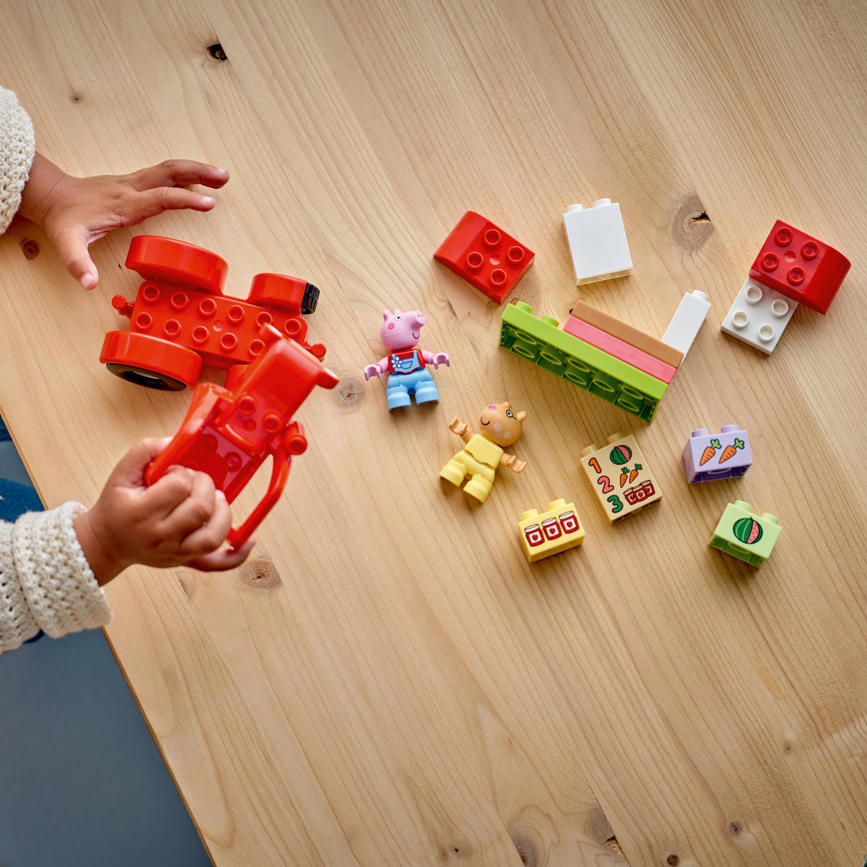 LEGO - DUPLO Peppa Pig - Tractor and Market (10468) LEGO