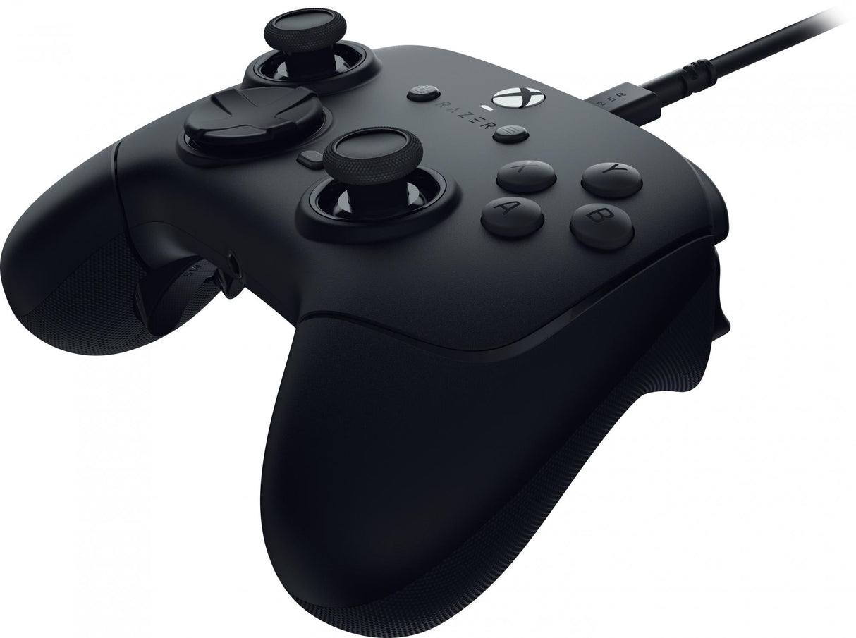 Razer - Wolverine V3 Tournament Edition – Wired Controller for Xbox & PC - Black Razer