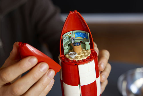 LEGO - Ideas - Tintin Moon Rocket (21367)