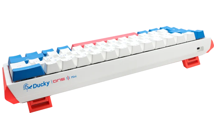 Ducky One 3 – Bon Voyage Nordic – Mini 60 % – Cherry Silent Red