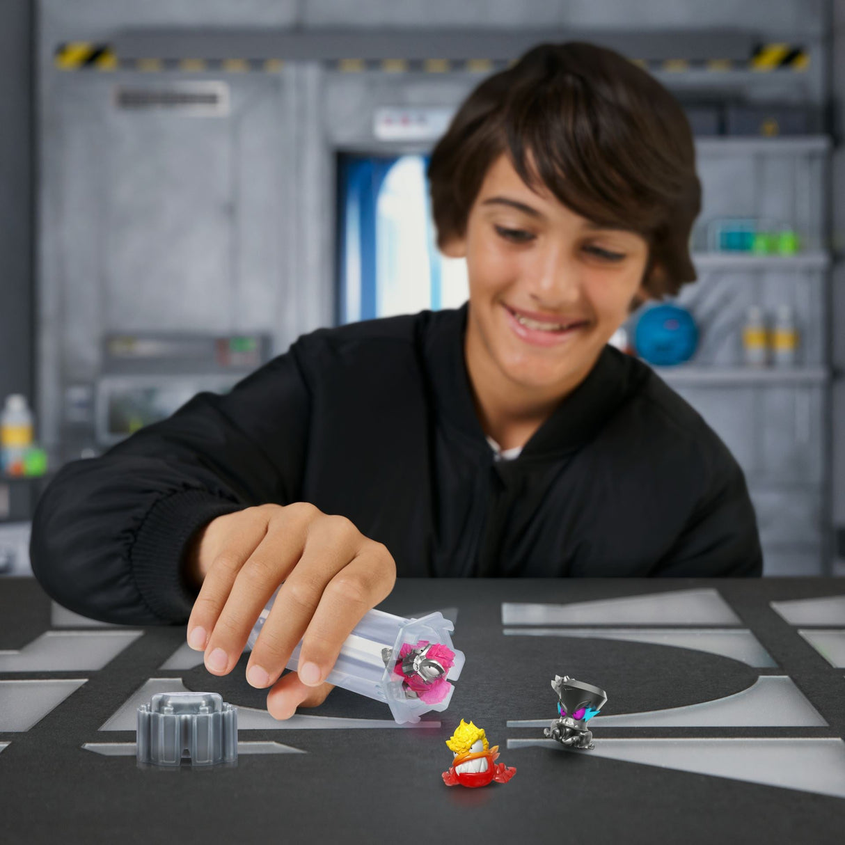 MrBeast Lab, Swarms Fusion figur 3 pak MR. BEAST LAB