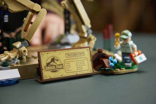 77985 LEGO 77985 J.W. TBA (8.4.) Lego
