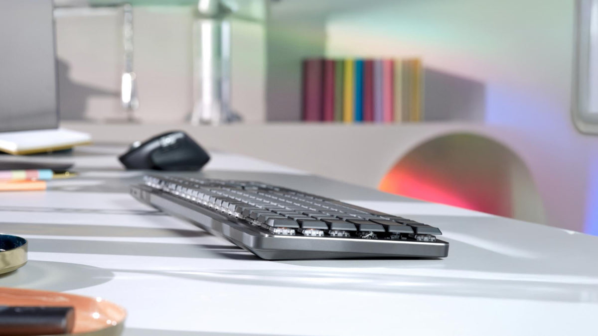 Logitech - MX Mechanical Wireless Illuminated Keyboard - Nordic - Clicky Switch Logitech