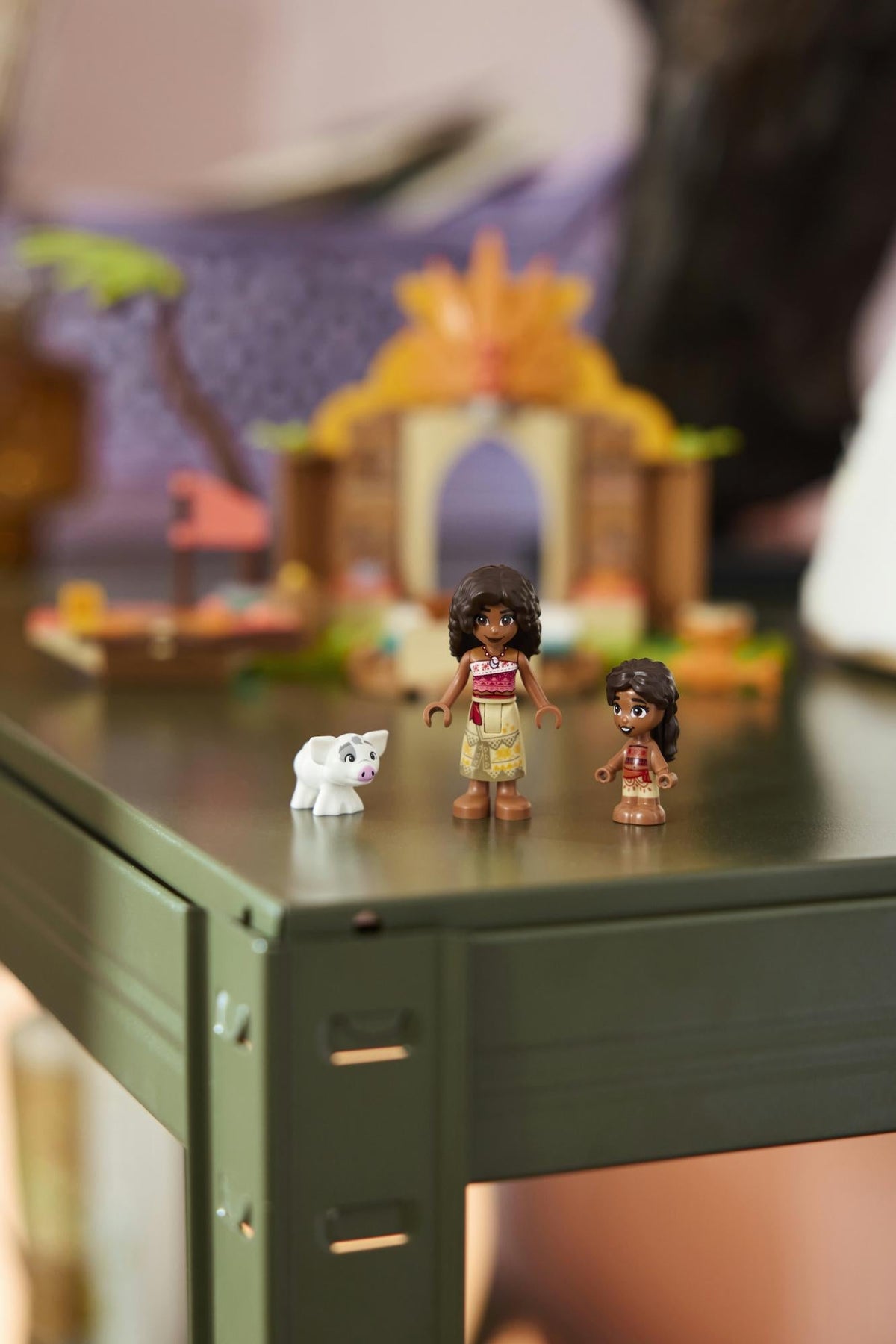 LEGO - Disney Princess - Village House & Boat (43282) LEGO