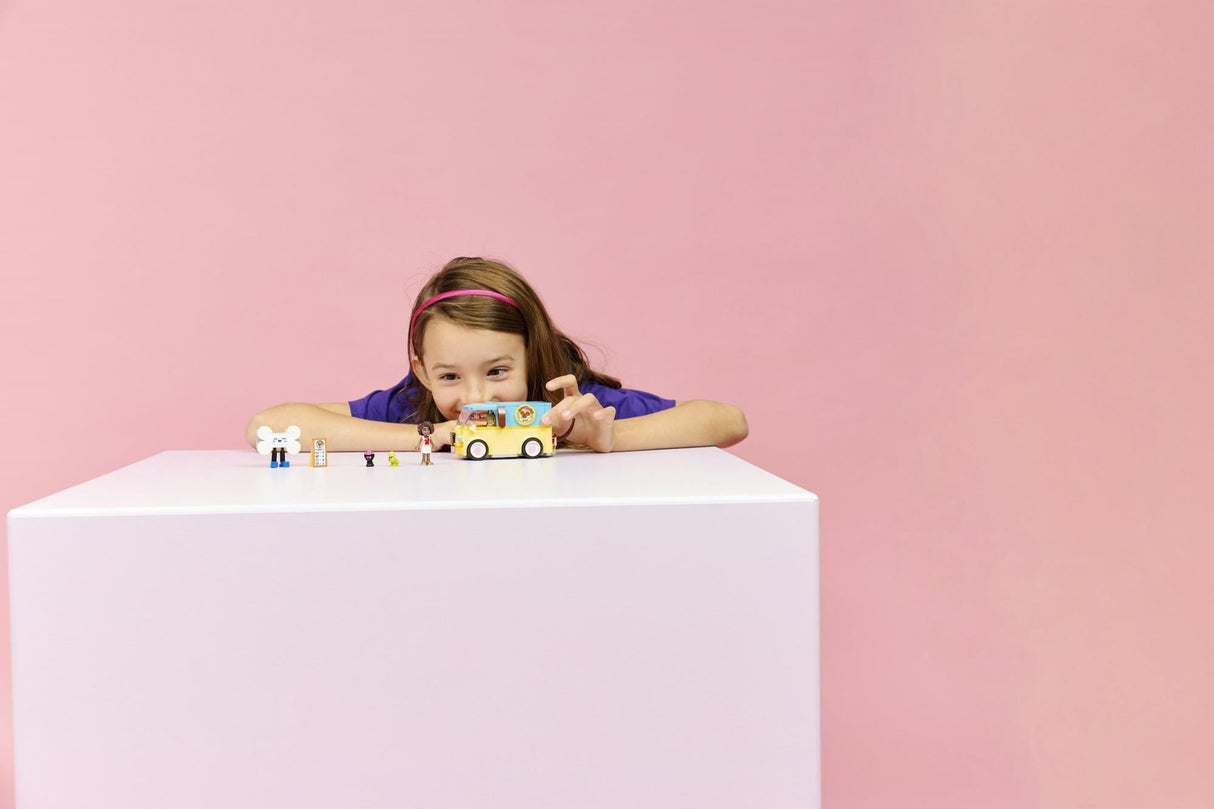 LEGO - LEGO Friends - Pet Accessories Van (42678) LEGO
