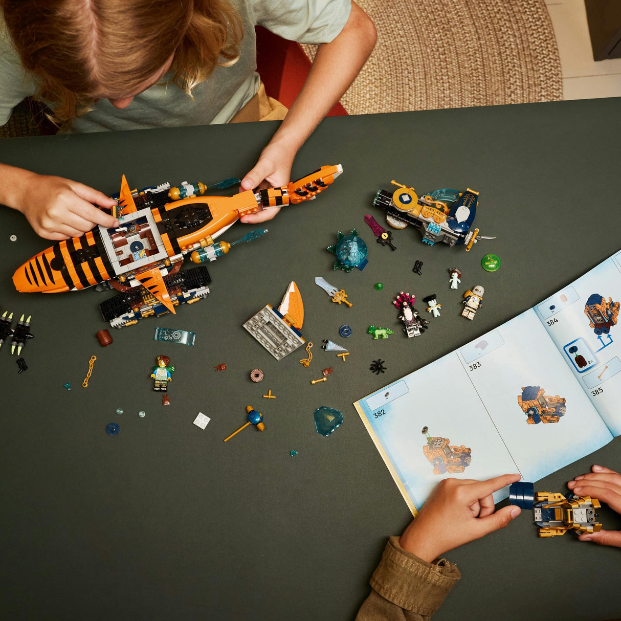 LEGO - DREAMZzz - Tiger Shark Tank (71515) LEGO