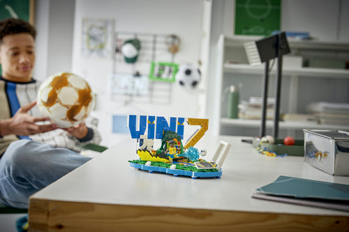 LEGO - Editions Football - Vini Jr. – Football Highlights (43027) Lego