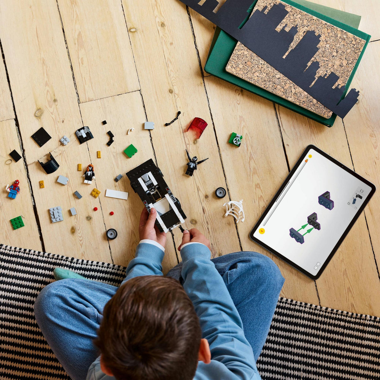 LEGO 76309 Marvel Super Heroes Spider-Man vs. Venom Muscle Car LEGO