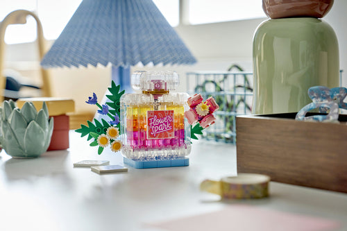 LEGO Creator 3w1 31383 - Flakon perfum z kwiatową ozdobą