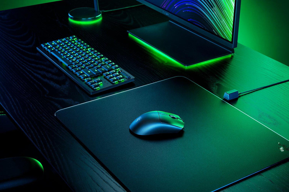 Razer - Viper V3 Hyperspeed - wireless lightweight gaming mouse Razer