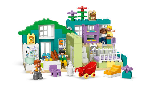 LEGO - DUPLO Town - 3-in-1 Modern Family House with Figures (10470) Lego