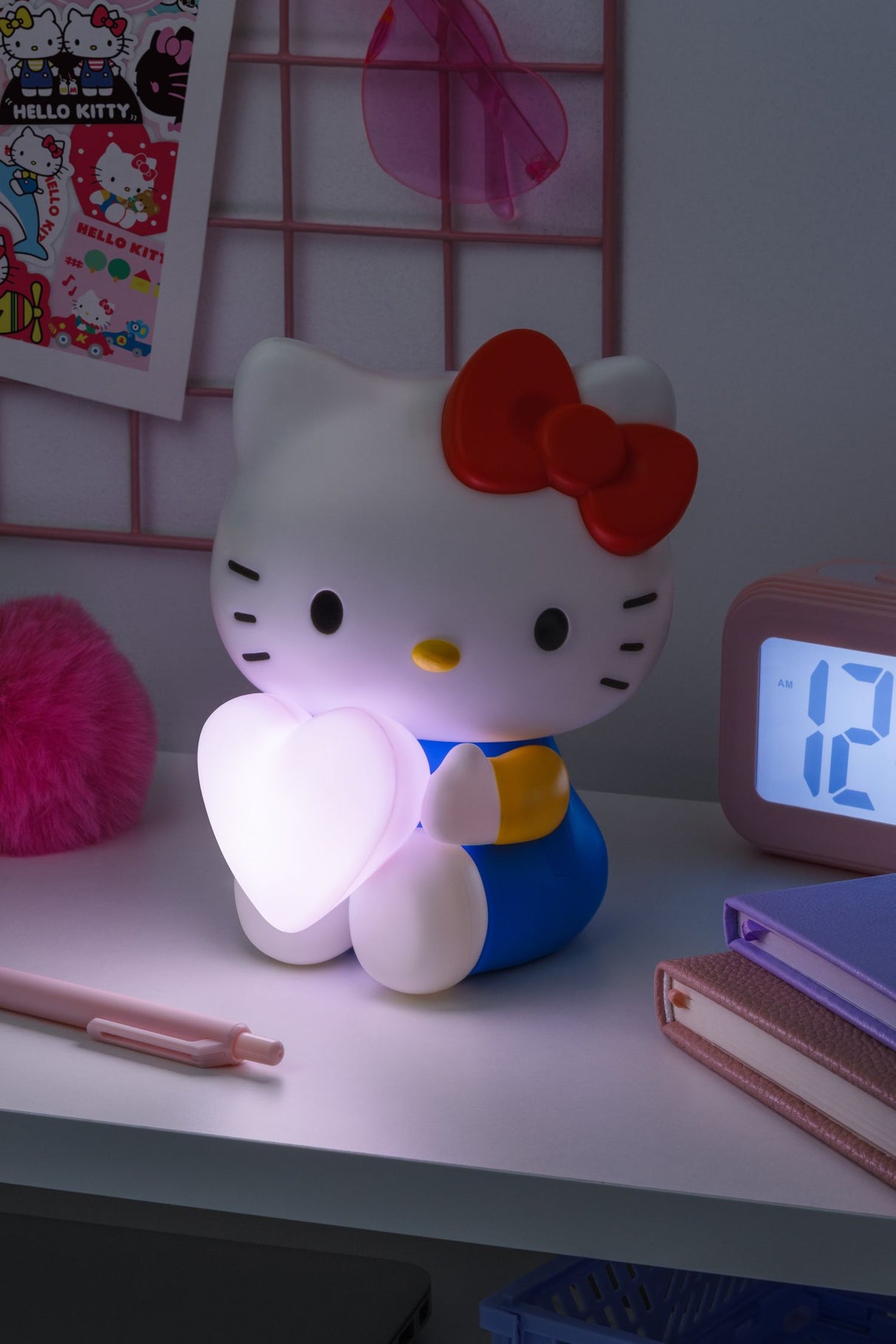 HELLO KITTY SHAPED LYS