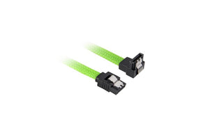 Grønt Sharkoon SATA III-kabel med sorte lige og vinklede 7-pin-stik
