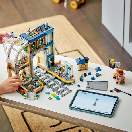 LEGO 60469 City Central Station LEGO