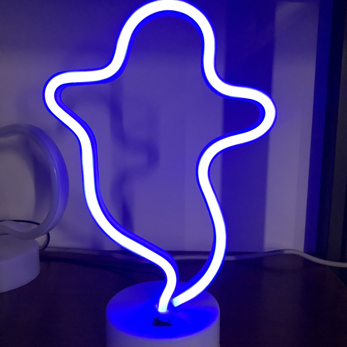 Ghost Neon LED Lampe På Fod