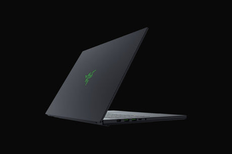 Razer Blade 16 U9 386H/32GB/2TBSSD/RTX 5090 – visning 3