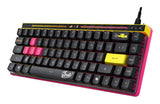 ASUS ROG Falchion Ace HFX ZywOo Edition – set skråt forfra; tastaturlayout illustrativt