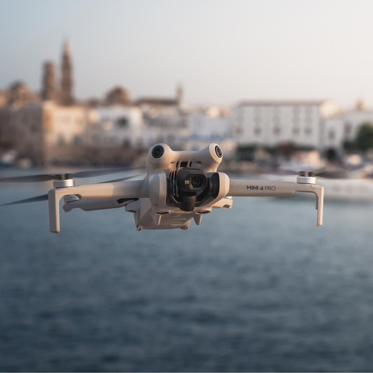 DJI - Mini 4 Pro (DJI RC 2) (GL) DJI