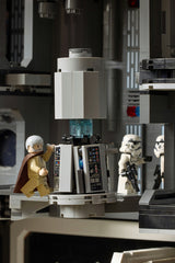 LEGO Star Wars 75419 – Dødsstjernen – nærbillede af elevatoren og figurer