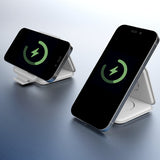 j5create JUPW3215W-N – Qi2 3-i-1 rejseoplader – Lodret og vandret telefon som eksempel