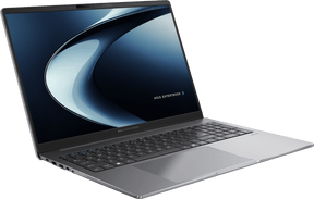 ASUS ExpertBook P3 PM3606CKA i Misty Grey set skråt forfra