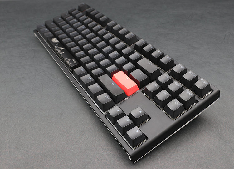 Ducky One 3 – Classic Black / White Nordic – SF 65 % – Cherry Silent Red