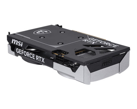 MSI GeForce RTX 5050 8G VENTUS 2X OC – skrå vinkel