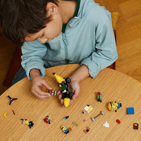 LEGO 75580 Minions and the Banana Car LEGO