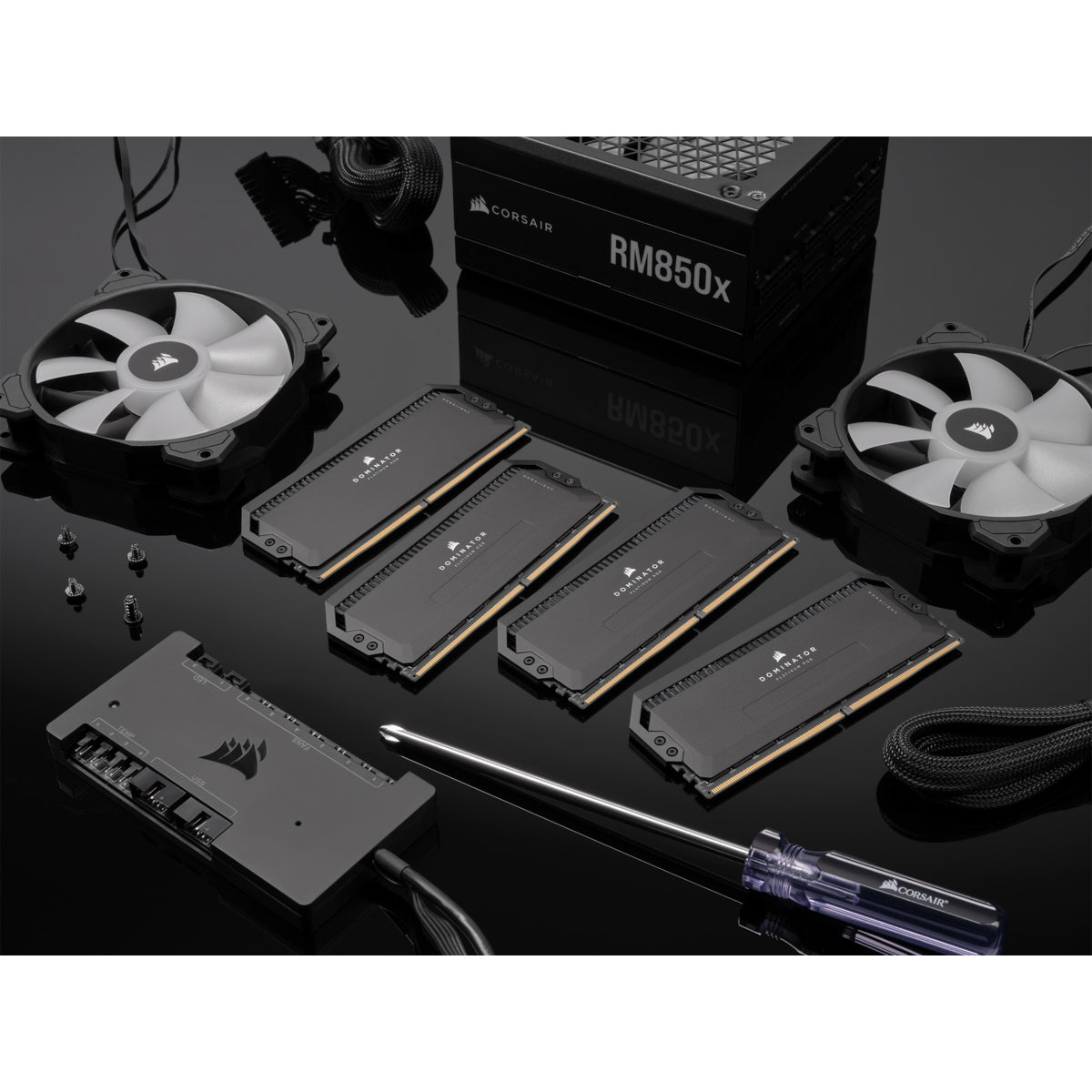 CORSAIR Dominator DDR5  64GB kit 5600MHz CL36 Corsair