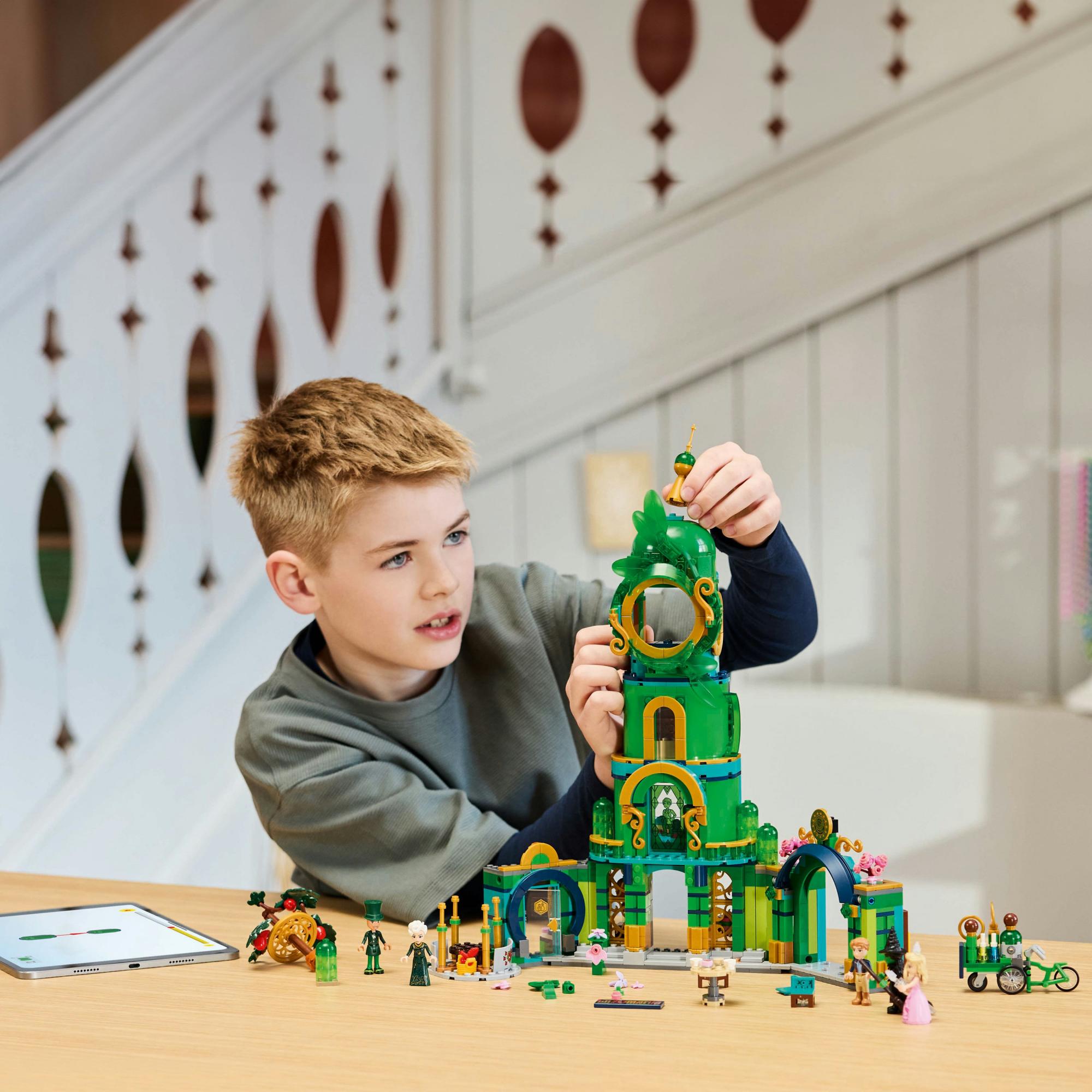 LEGO 75684 Wicked Welcome to Emerald City LEGO