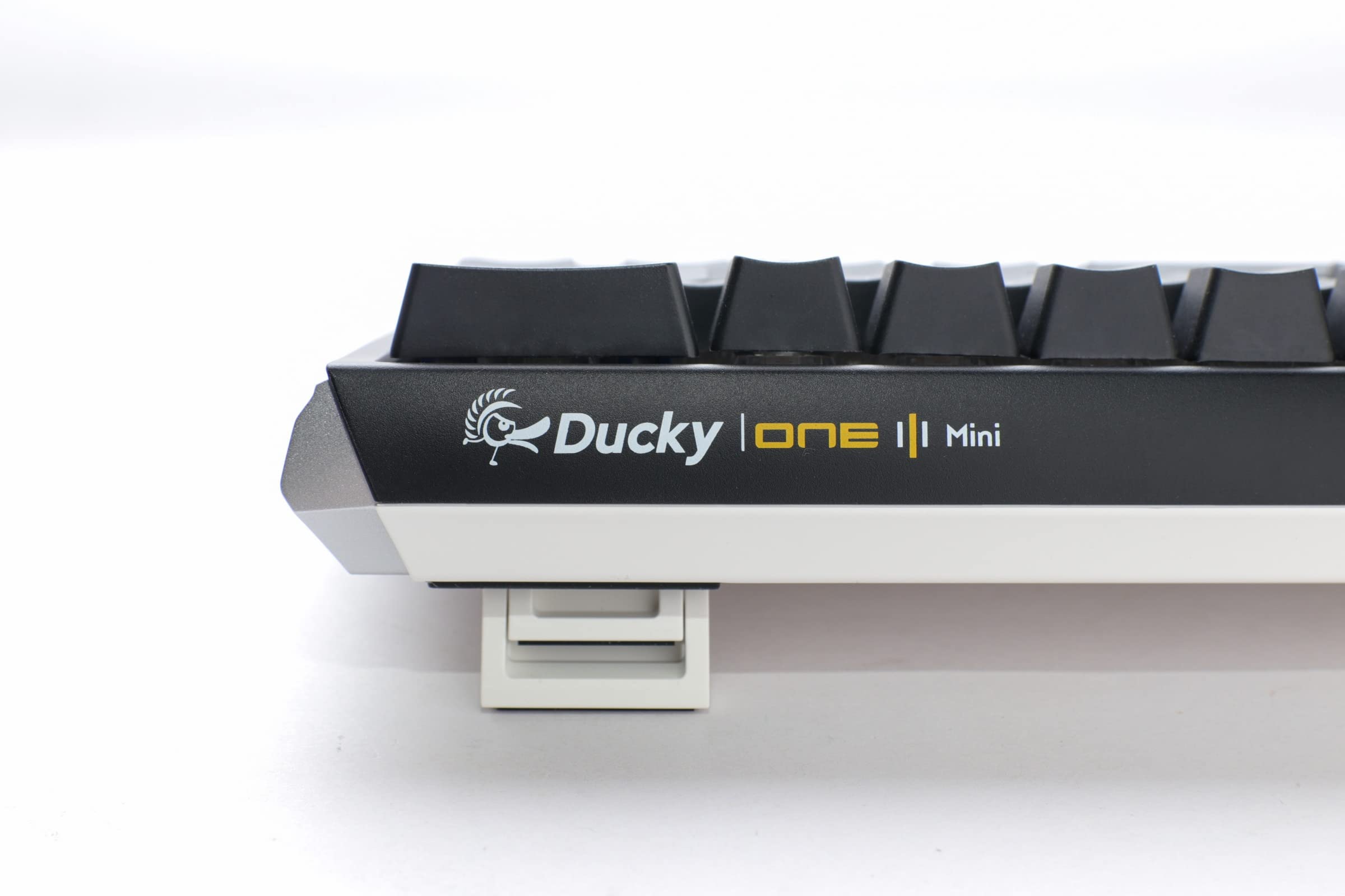 Ducky One 3 – klassisches Schwarz/Weiß Nordic – Mini 60 % – Kirschblau