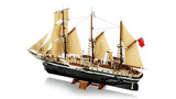 LEGO Icons 10335 – Endurance – skibsmodellen set skråt fra den anden side