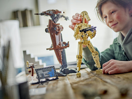 LEGO Star Wars 75428 – Kampdroide med STAP – barn leger med den bevægelige kampdroide