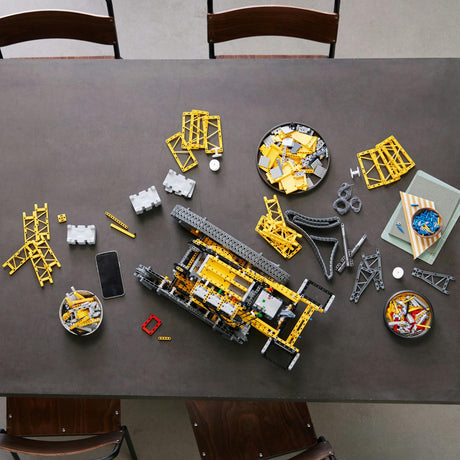 LEGO Technic - Liebherr Crawler Crane LR 13000 (42146) LEGO