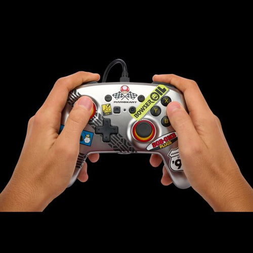 PowerA Enhanced Wired controller – Mario Kart – Nintendo Switch – i hænderne