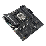 ASUS TUF Gaming A620AM-PLUS – bundkort set diagonalt ovenfra