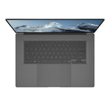 ASUS Zenbook A16 UX3607QA-SH132W – tastatur og arbejdsflade set ovenfra; layout på billedet er illustrativt