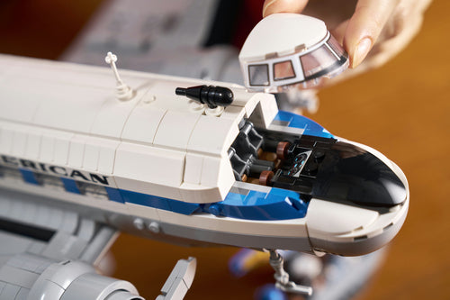 LEGO Icons 11378 – cockpit med aftagelig øvre sektion