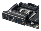 ASUS TUF GAMING B850M-PLUS II set fra bagpanelet