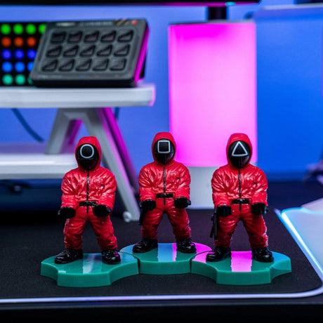 CABLE GUYS - HOLDEM - SQUID GAME SQUARE GUARD Cable Guys