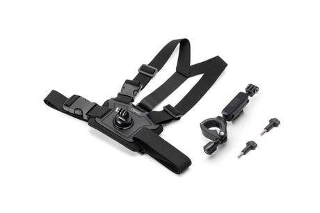DJI Osmo Action Biking Accessory Kit – Brystsele og styrbeslag – Monteringsdele og brystsele vist liggende