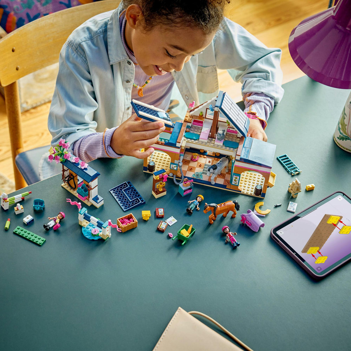 LEGO - LEGO Friends - Horse Stable and Riding Academy (42688) LEGO