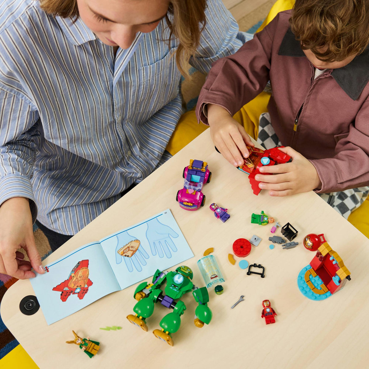LEGO - Disney Junior Marvel - Loki vs. Team Iron Man (11211) LEGO