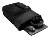 ASUS TUF Gaming VP4700 sort rygsæk liggende med computer, mus og headset som illustration; udstyret medfølger ikke